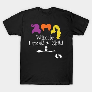 Winnie I smell A Child, halloween pregnancy announcement ideas T-Shirt